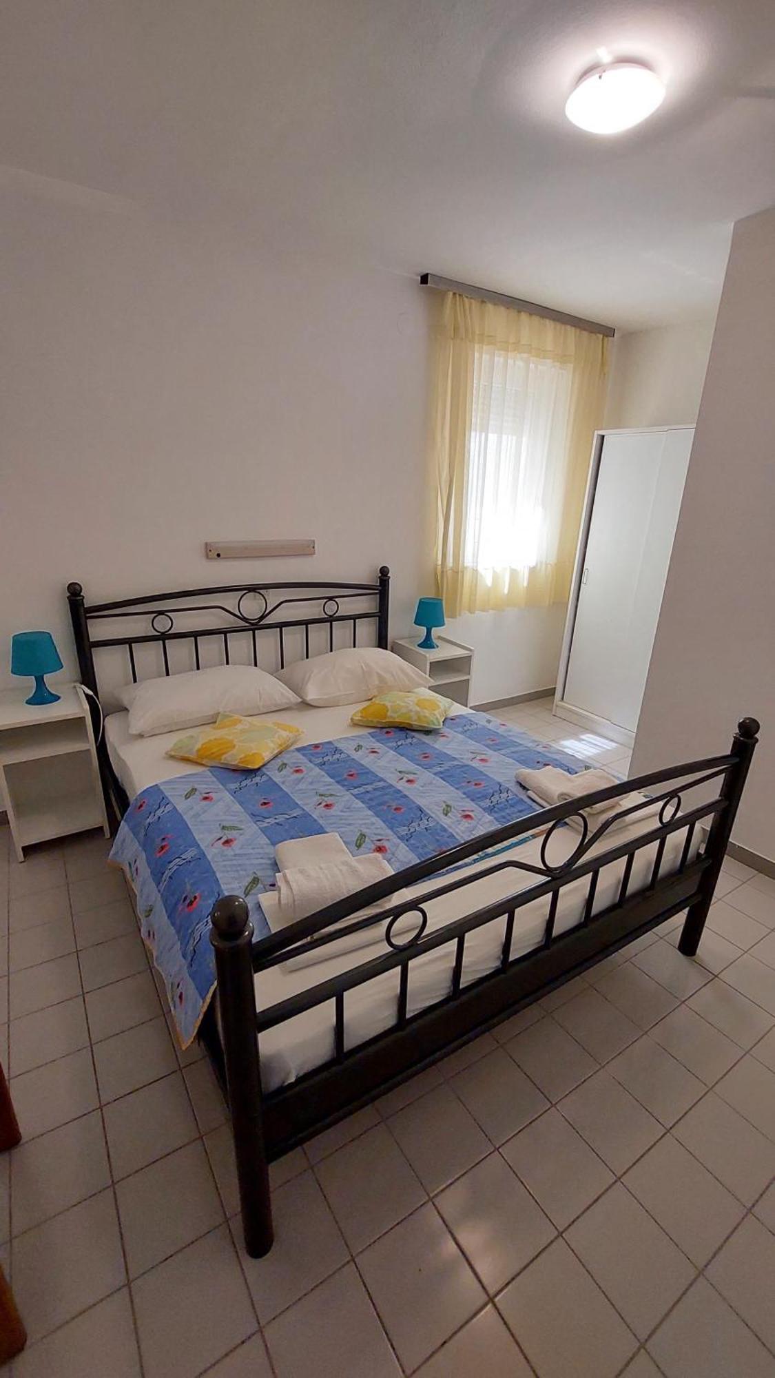 Apartment Olive House Rab Barbat na Rabu Екстериор снимка