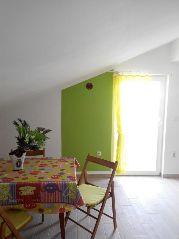 Apartment Olive House Rab Barbat na Rabu Стая снимка