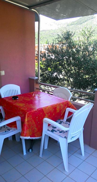 Apartment Olive House Rab Barbat na Rabu Стая снимка