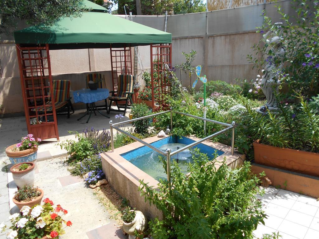 Apartment Olive House Rab Barbat na Rabu Екстериор снимка